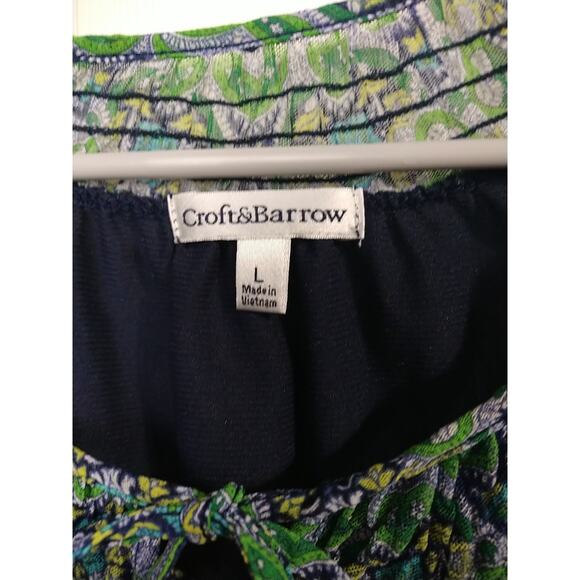 Croft&Barrow Woman L Blouse Blue Green Medallion Artsy Short Sleeve Pullover - Picture 3 of 10